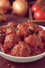 Albóndigas con Salsa de Piquillo